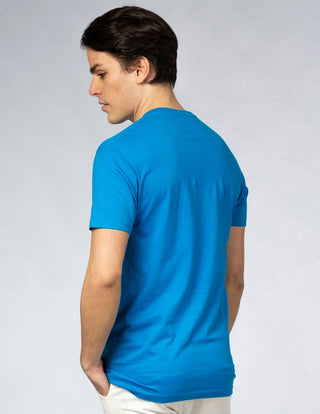 Playera Hombre Cuello en V AIR V NECK Agua