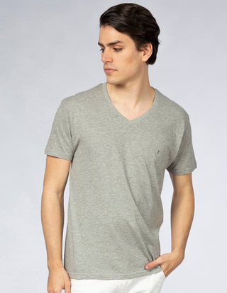 Playera Hombre Cuello en V AIR V NECK Gris-PLAYERA-Tucanê